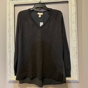 NWT Gorgeous the LOFT Long Sleeve Sweater - Size M